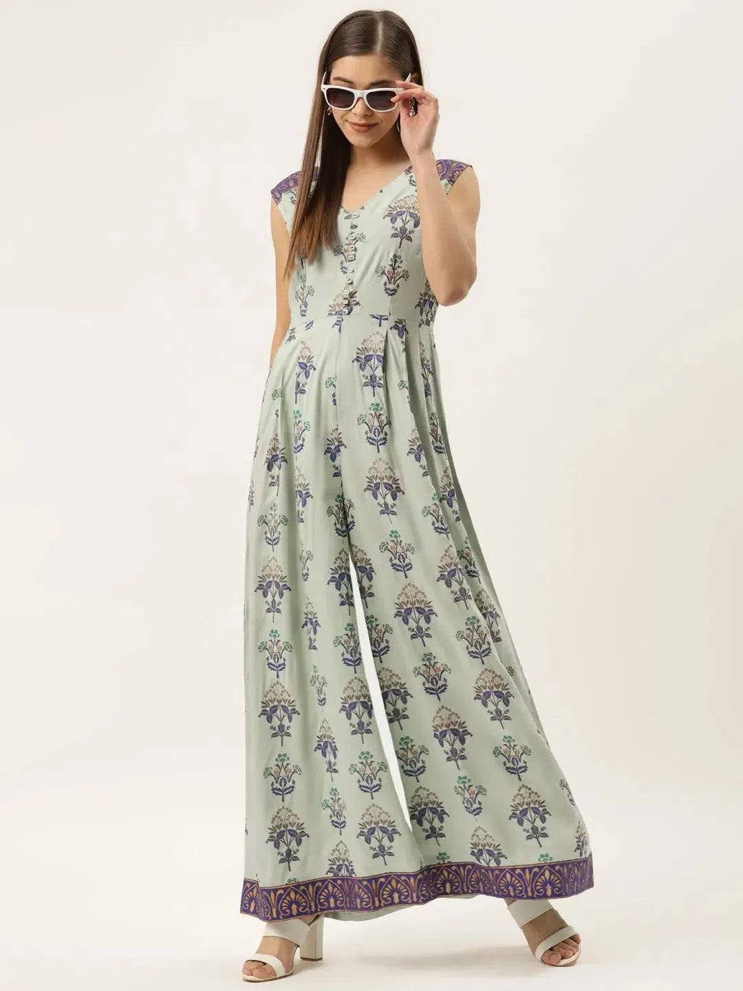 Front loops with flare pleated pants printed jumpsuit in pista