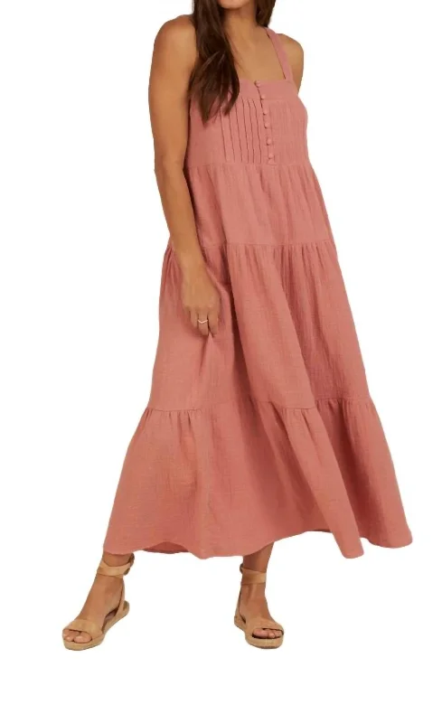 Colbie Maxi Dress In Lipstick